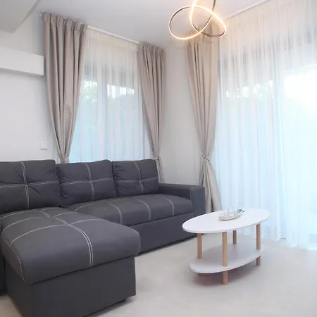 Apartment Sanro *