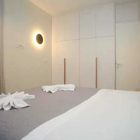 Sanro Apartman *