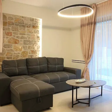 Apartman Sanro *
